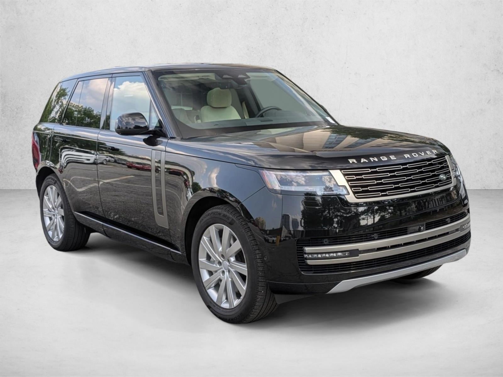 2025 Land Rover Range Rover P550e SE SWB