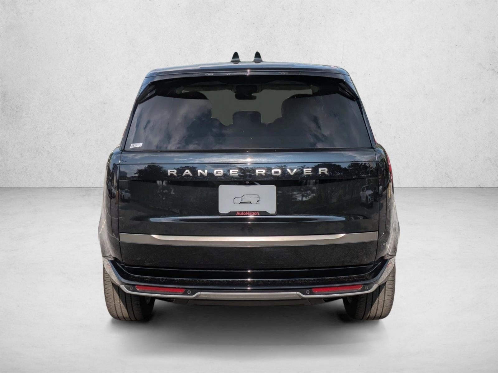 2025 Land Rover Range Rover P550e SE SWB