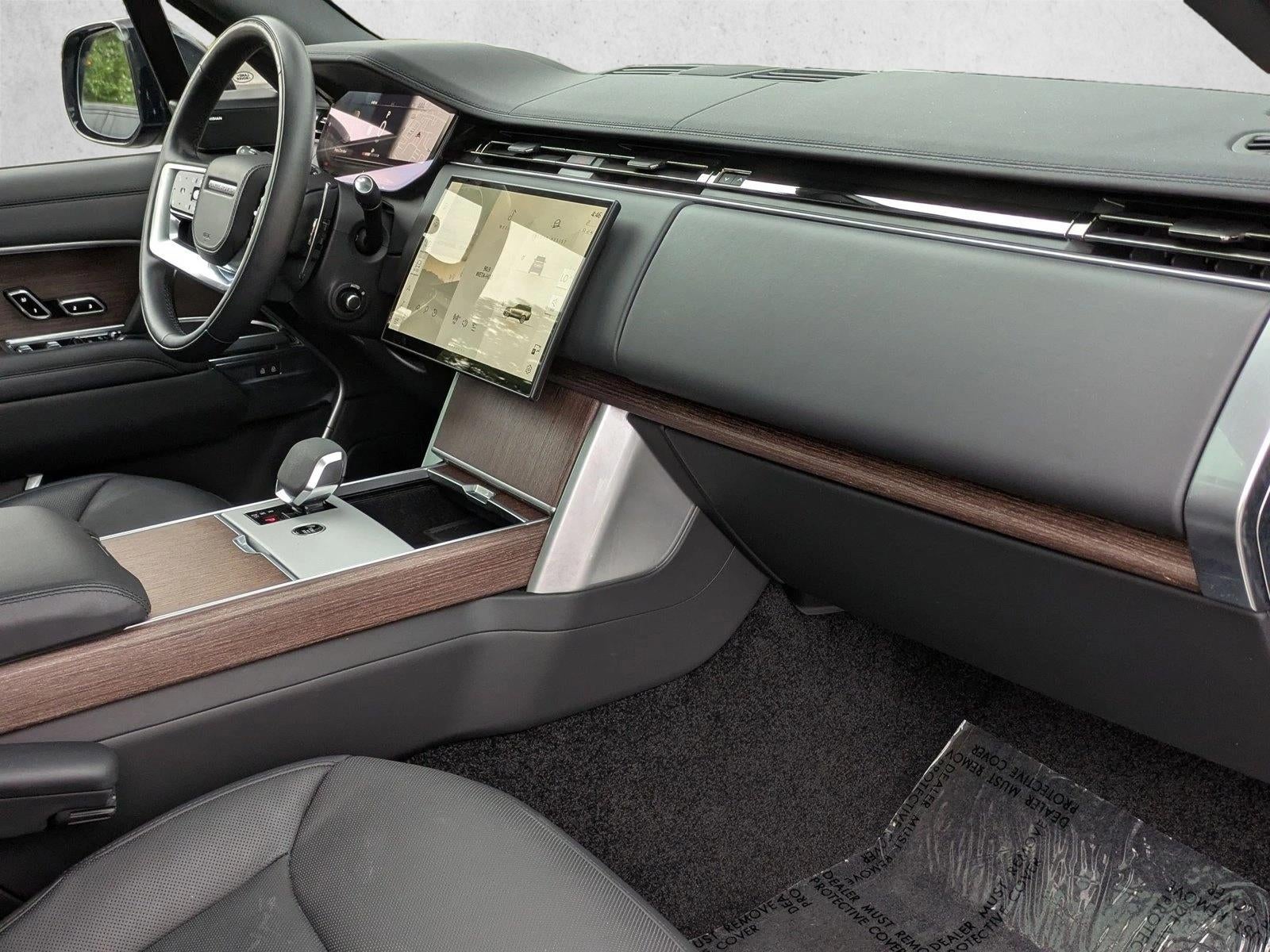 2024 Land Rover Range Rover P400 SE SWB