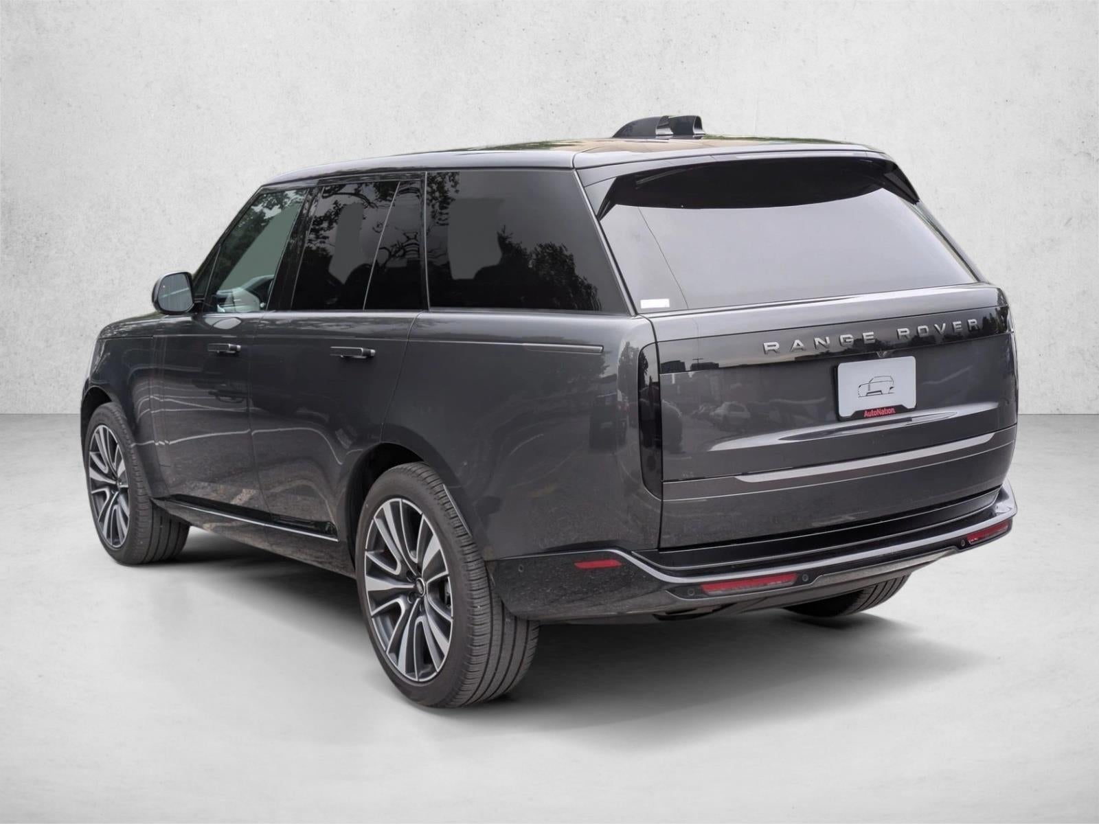 2024 Land Rover Range Rover P400 SE SWB