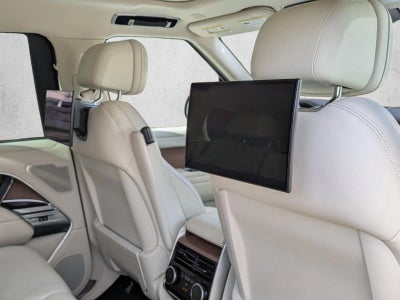 2023 Land Rover Range Rover P400 SE SWB