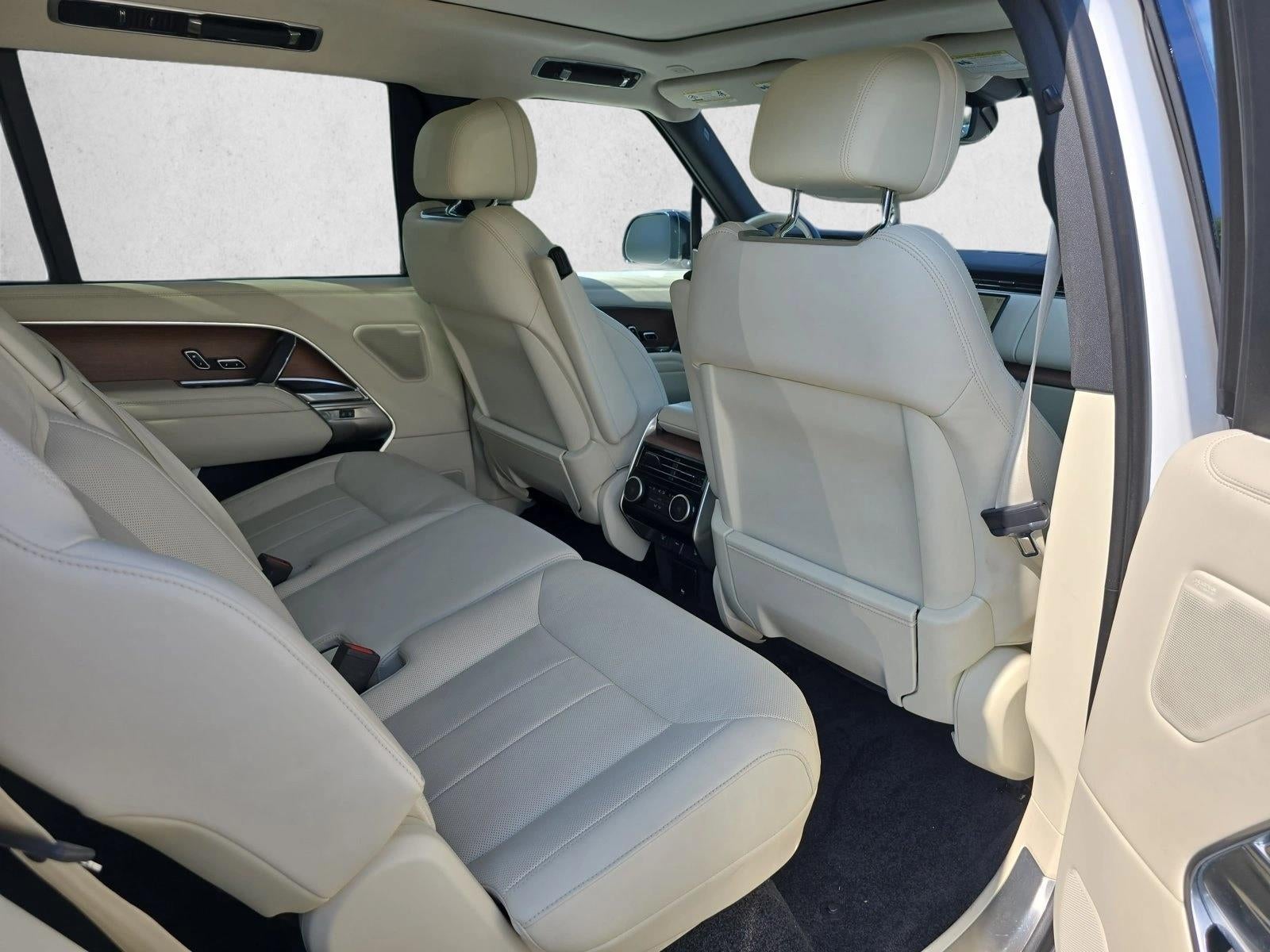 2023 Land Rover Range Rover P530 SE LWB 7 Seat