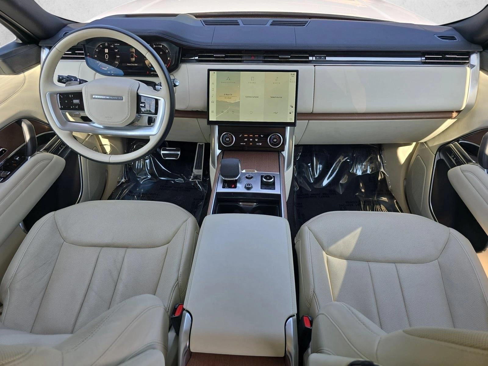 2023 Land Rover Range Rover P530 SE LWB 7 Seat