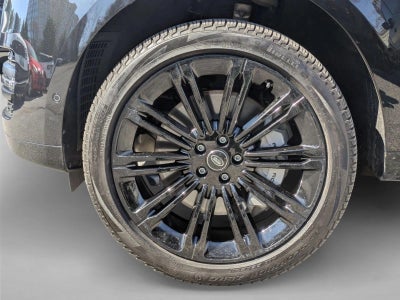 2024 Land Rover Range Rover P530 SE LWB 7 Seat