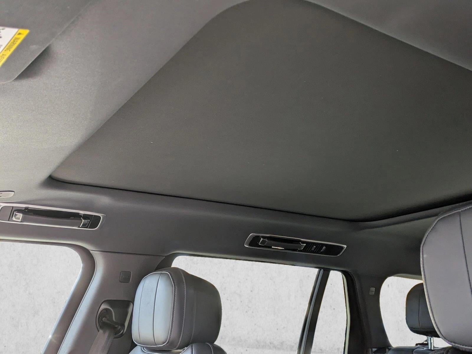 2023 Land Rover Range Rover P400 SE LWB 7 Seat