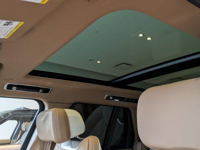 2025 Land Rover Range Rover P615 SV SWB