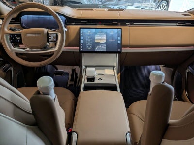 2025 Land Rover Range Rover P615 SV SWB