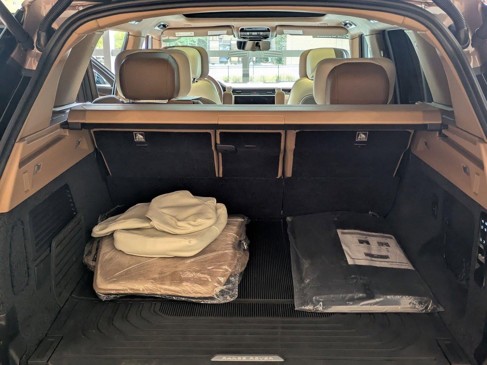 2025 Land Rover Range Rover P615 SV SWB