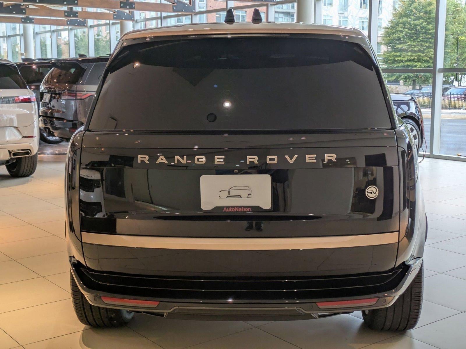 2025 Land Rover Range Rover P615 SV SWB