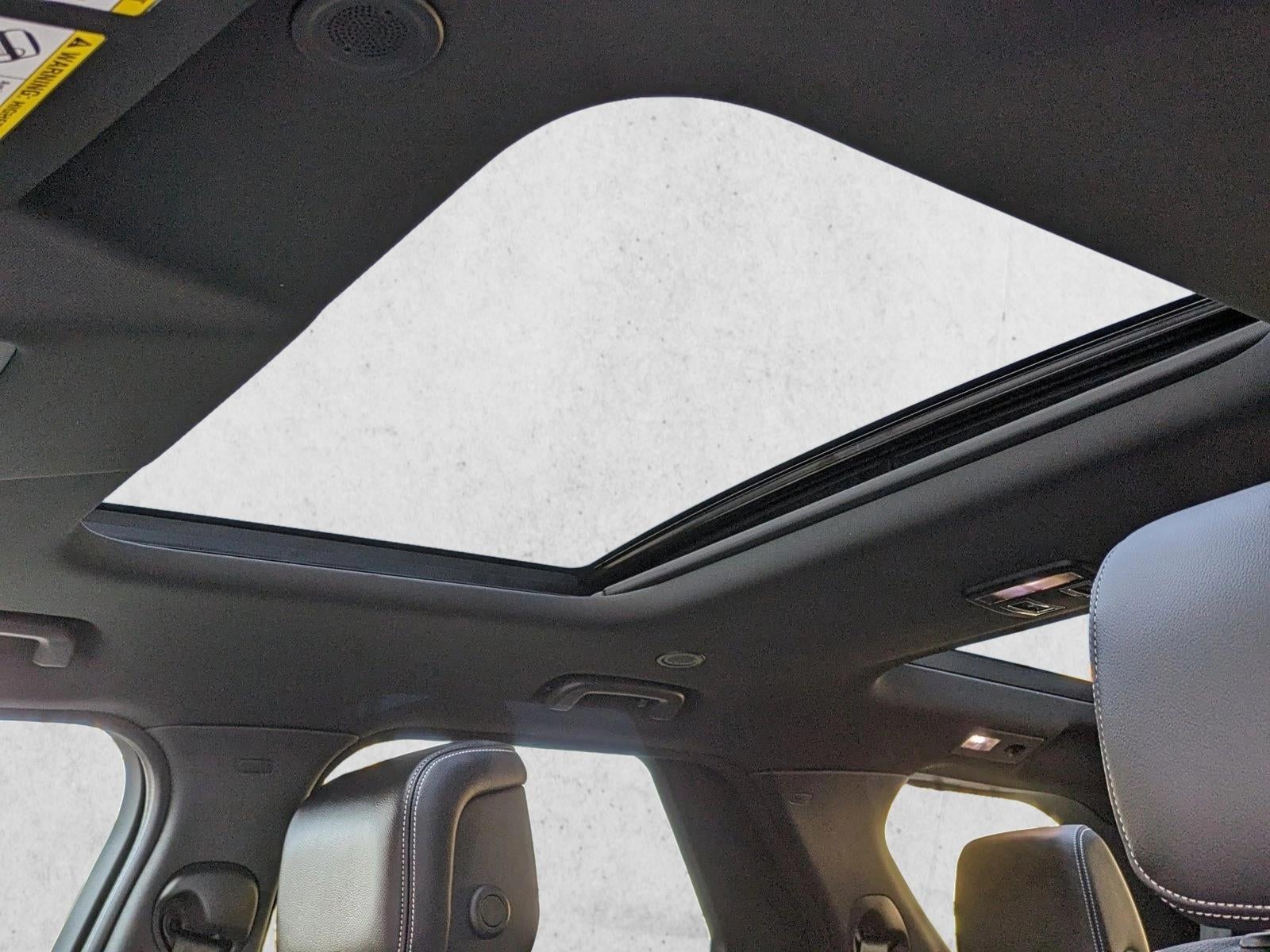 2024 Land Rover Discovery P360 Dynamic SE