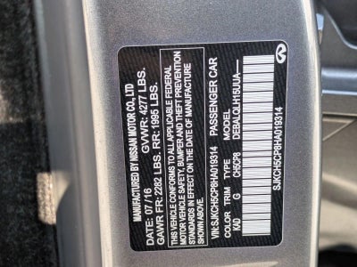 2017 INFINITI QX30 Luxury FWD