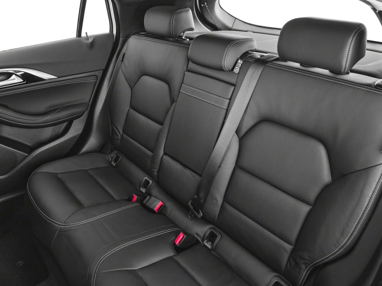 2017 INFINITI QX30 Luxury FWD