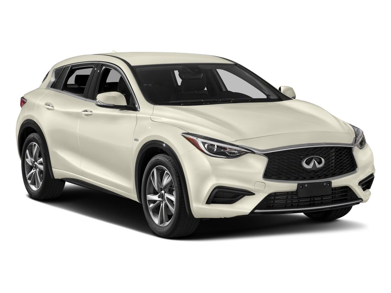 2017 INFINITI QX30 Luxury FWD
