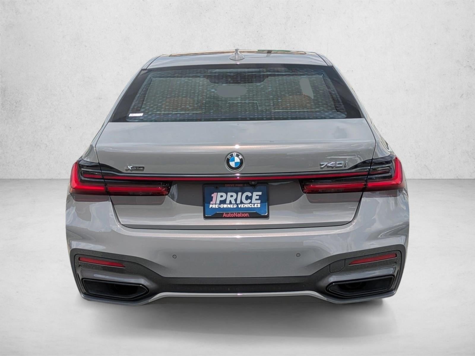 2022 BMW 740i xDrive Sedan