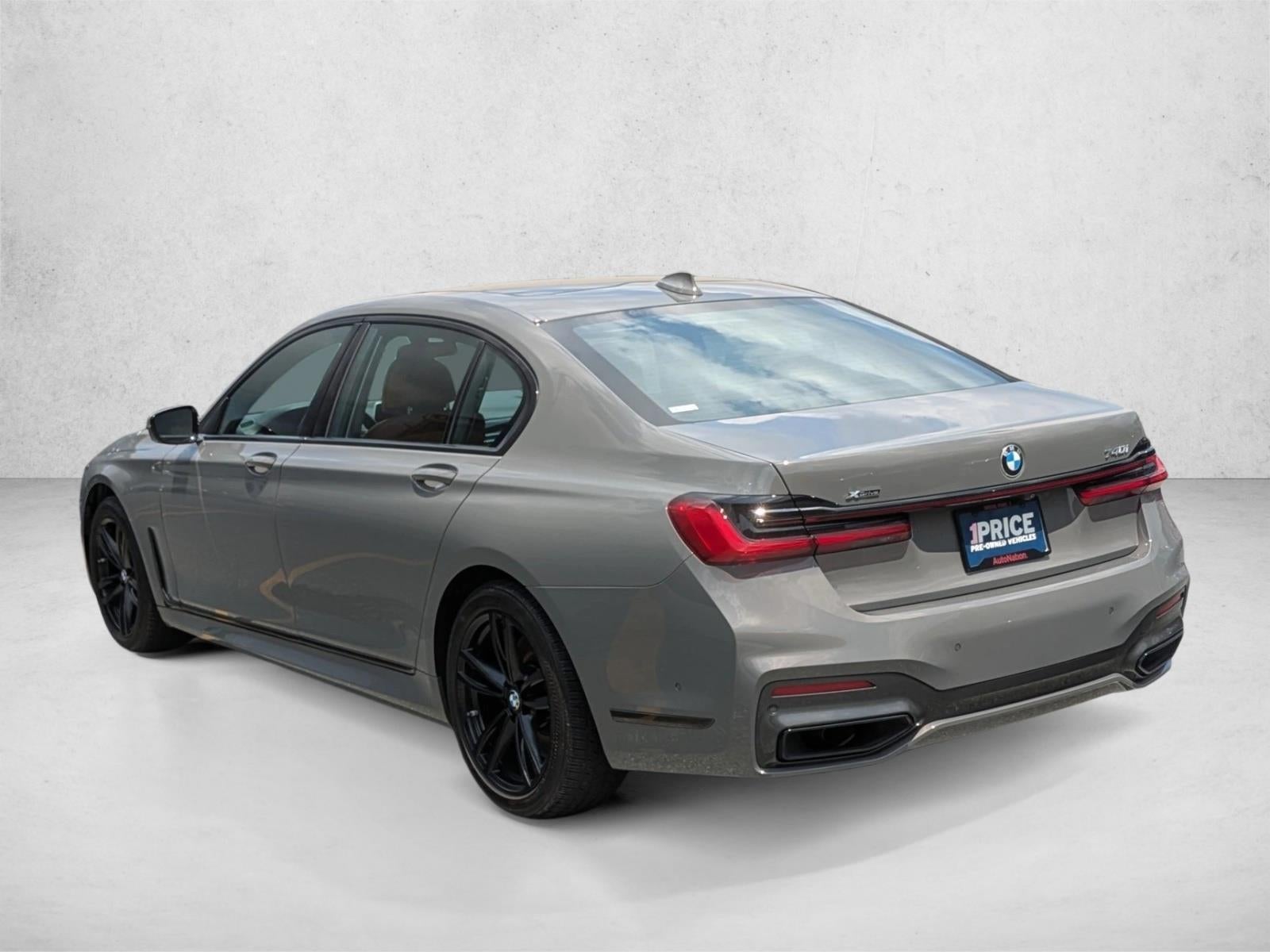 2022 BMW 740i xDrive Sedan