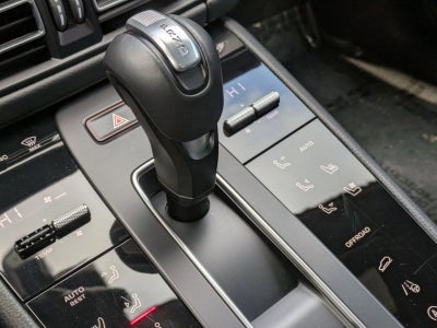 2024 Porsche Macan AWD