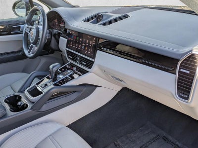 2022 Porsche Cayenne AWD