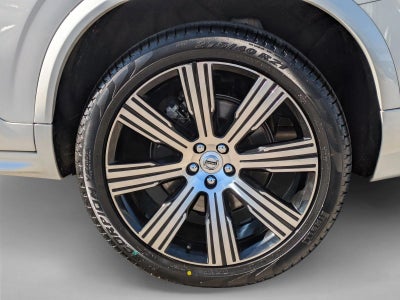 2024 Volvo XC90 B6 AWD Ultimate Bright Theme 7P