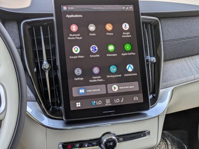 2026 Volvo XC90 B6 AWD Ultra Dark Theme 7-Seater