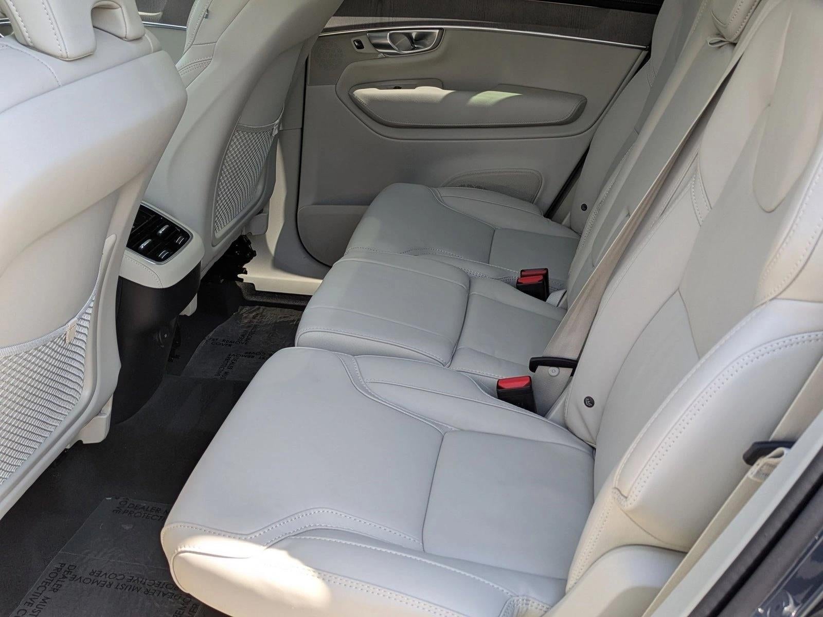 2026 Volvo XC90 B6 AWD Ultra Dark Theme 7-Seater