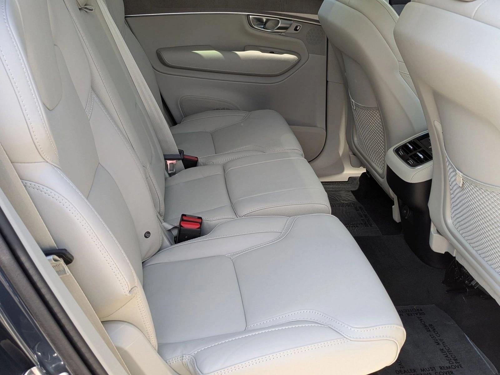 2026 Volvo XC90 B6 AWD Ultra Dark Theme 7-Seater