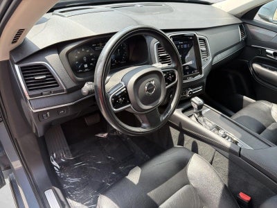 2020 Volvo XC90 T6 AWD Momentum 7 Passenger