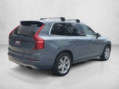 2020 Volvo XC90 T6 AWD Momentum 7 Passenger