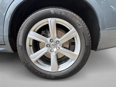2020 Volvo XC90 T6 AWD Momentum 7 Passenger