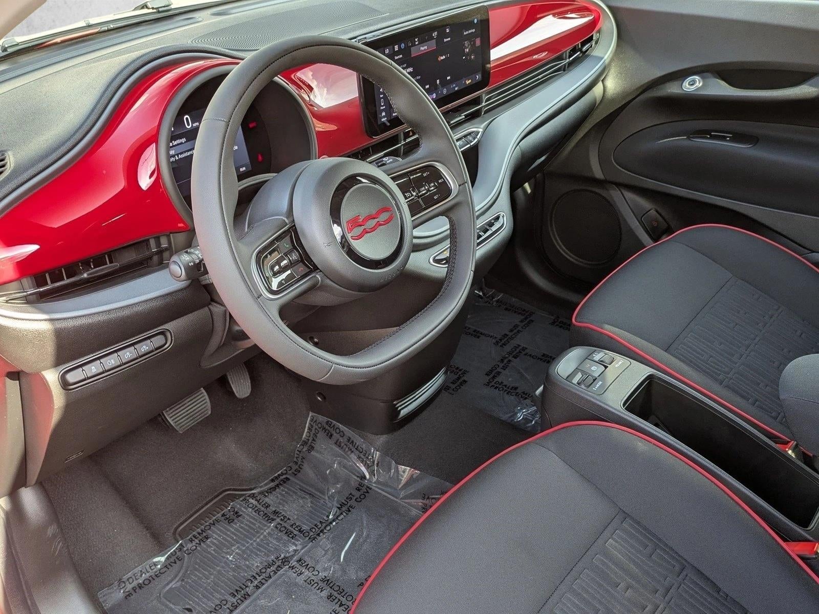 2024 FIAT 500e INSPI(RED) FWD