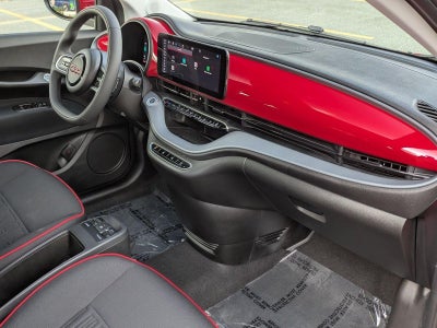2024 FIAT 500e INSPI(RED) FWD