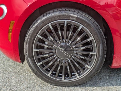 2024 FIAT 500e INSPI(RED) FWD