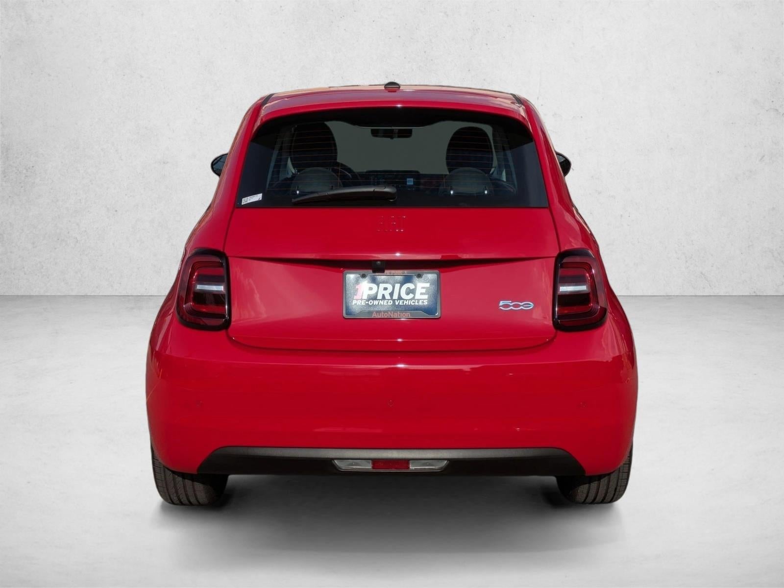 2024 FIAT 500e INSPI(RED) FWD