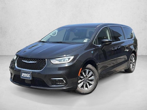 2023 Chrysler Pacifica Hybrid Touring L FWD