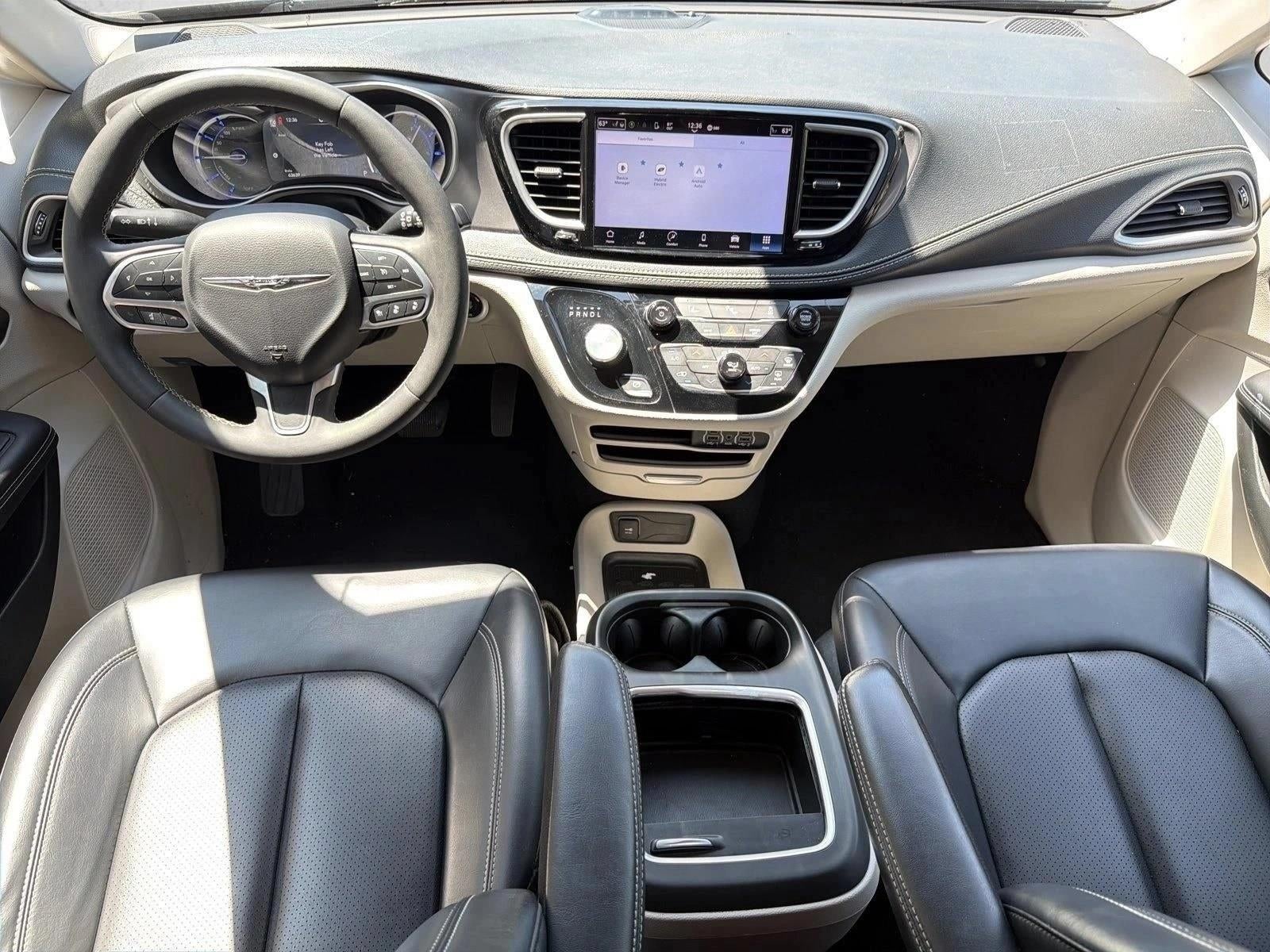 2023 Chrysler Pacifica Hybrid Touring L FWD