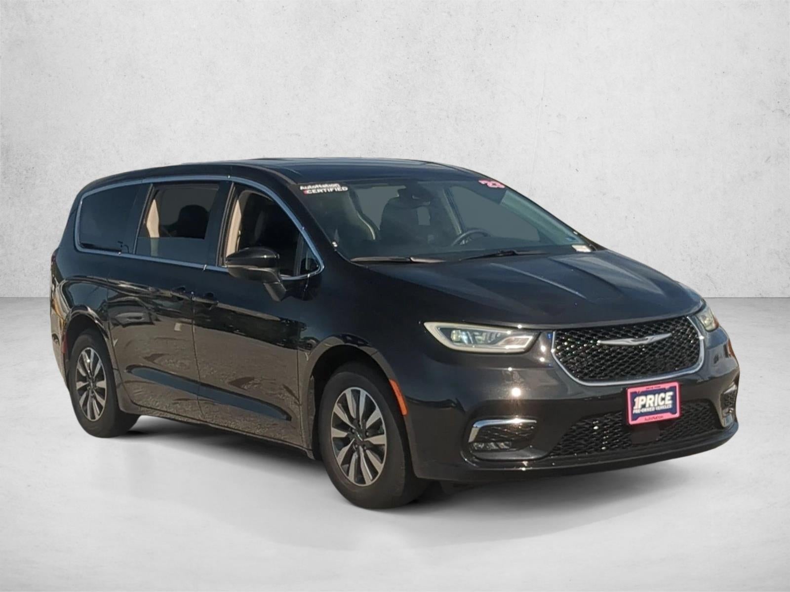 2023 Chrysler Pacifica Hybrid Touring L FWD