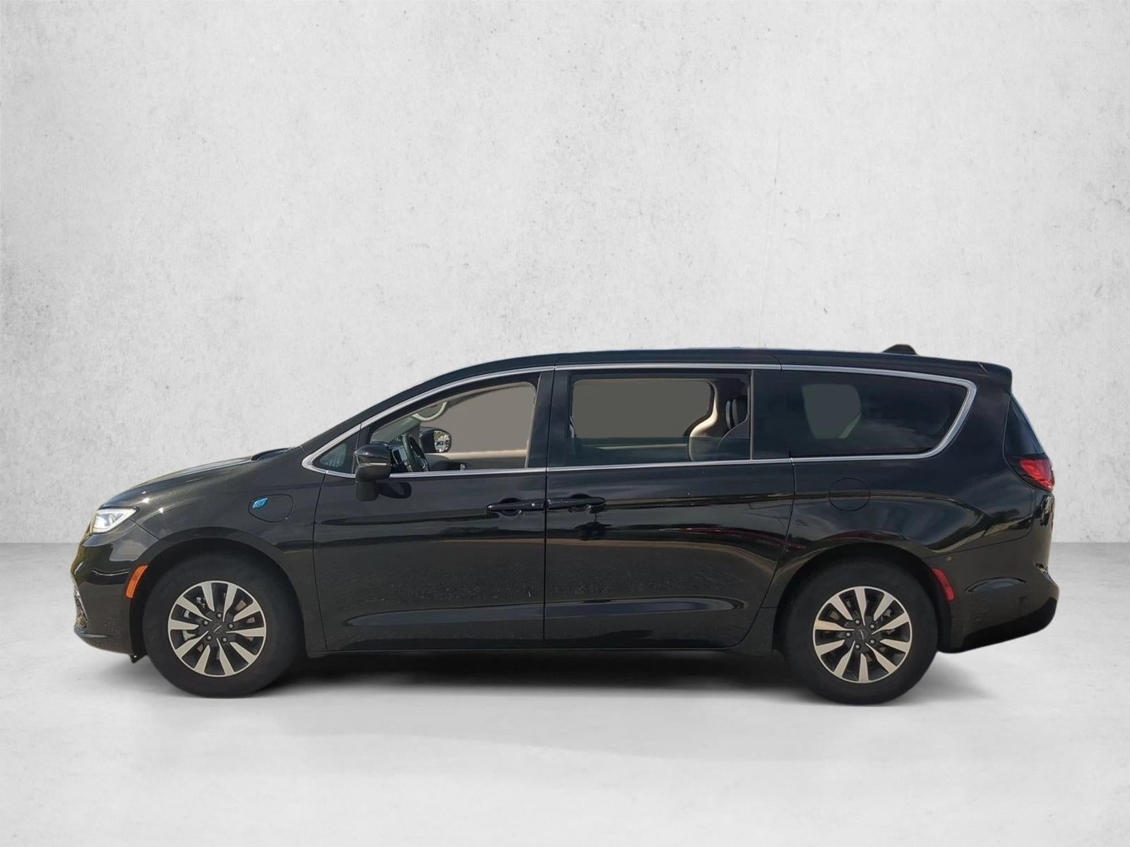 2023 Chrysler Pacifica Hybrid Touring L FWD