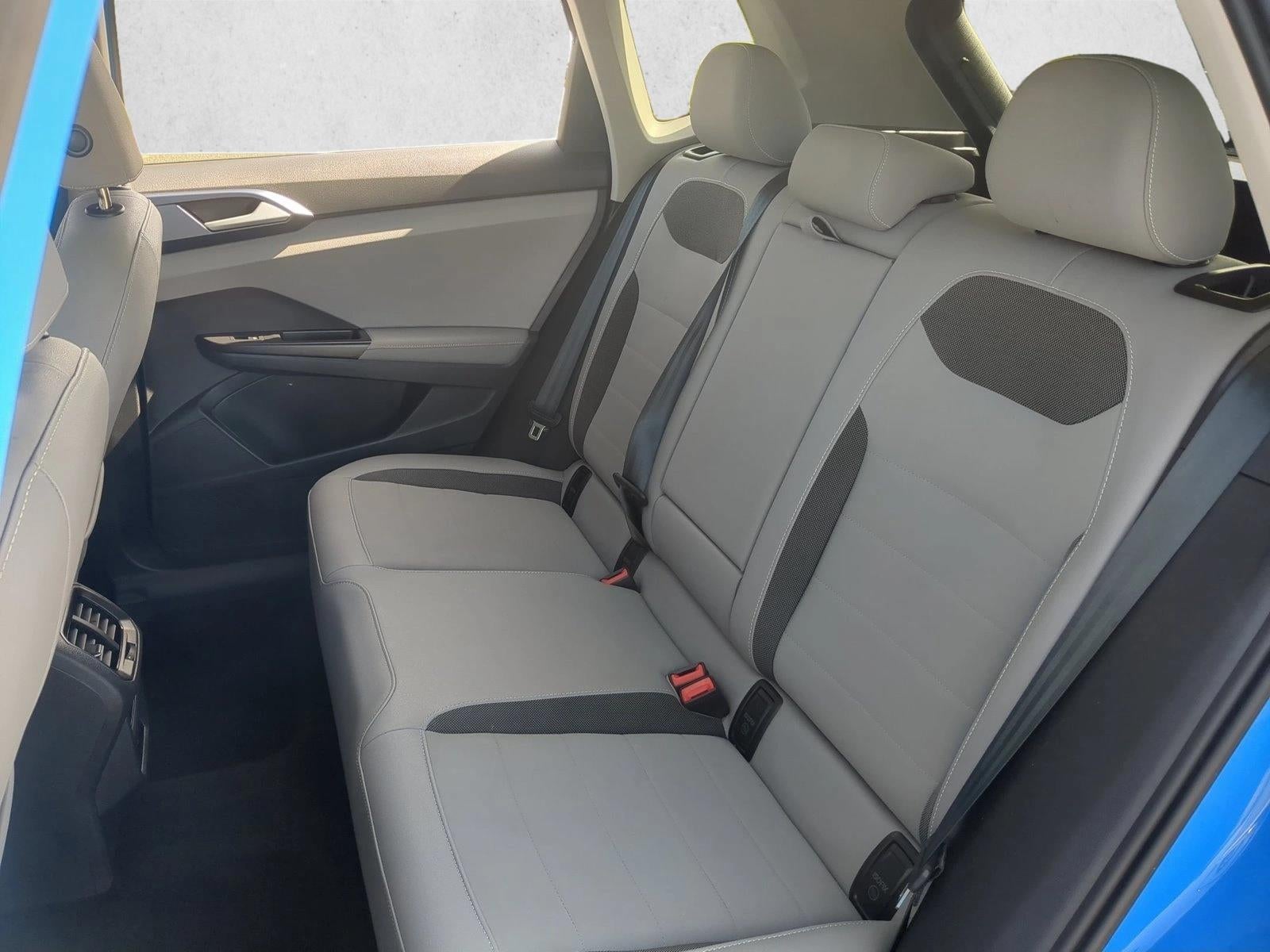 2024 Volkswagen Taos SE 4MOTION
