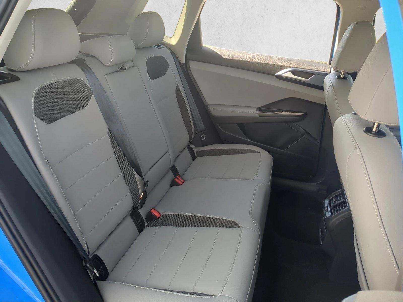 2024 Volkswagen Taos SE 4MOTION