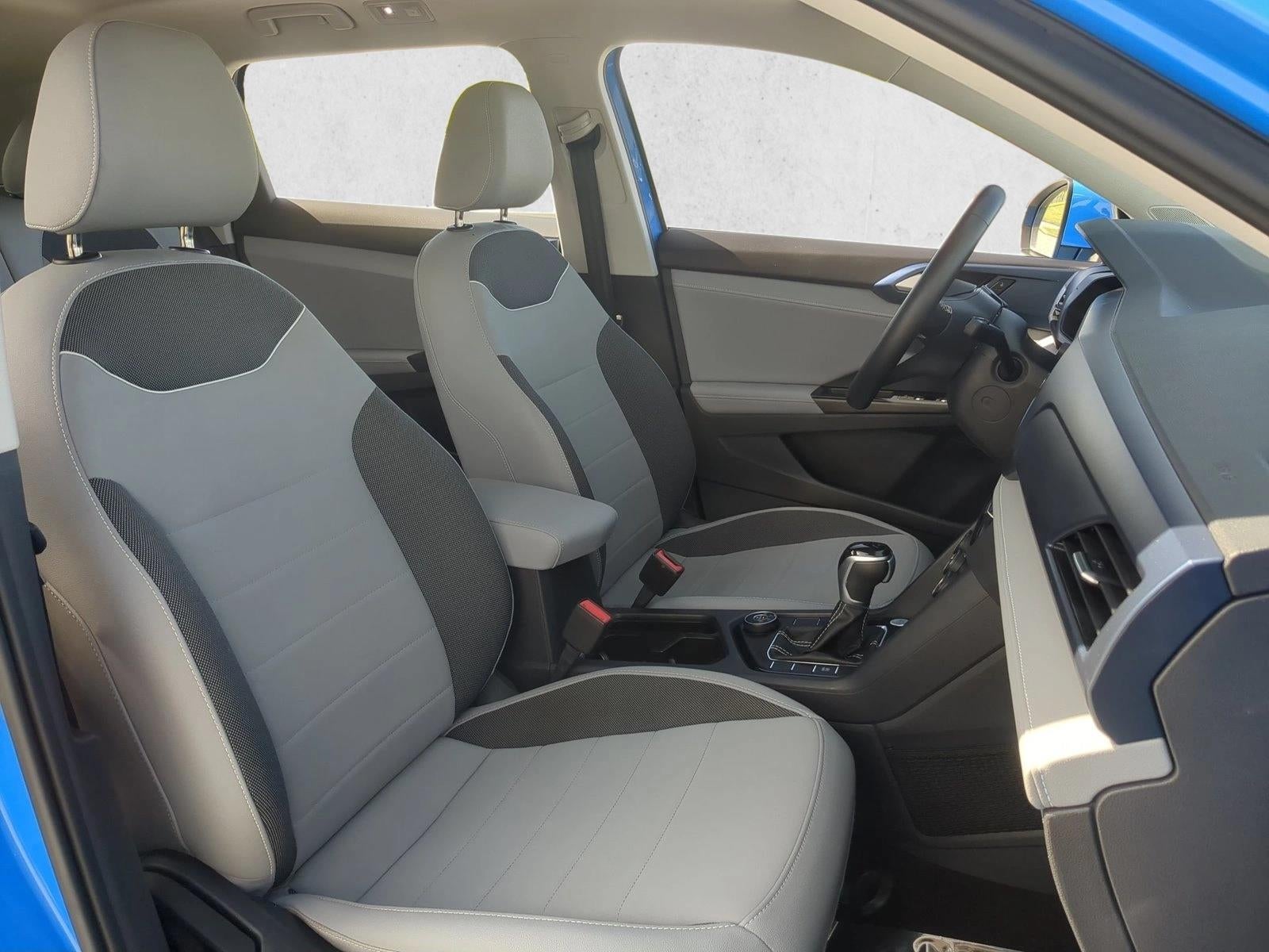 2024 Volkswagen Taos SE 4MOTION