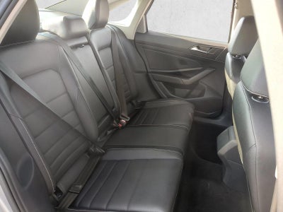 2024 Volkswagen Jetta SE Auto
