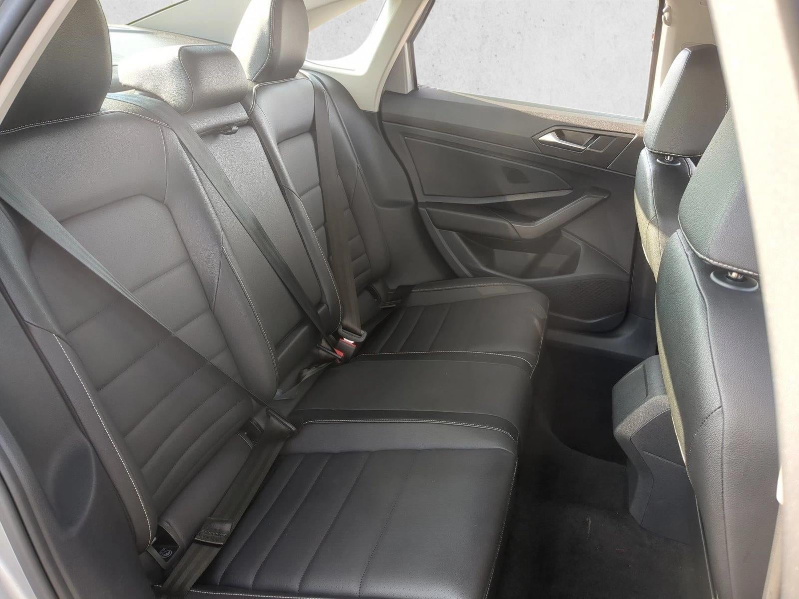 2024 Volkswagen Jetta SE Auto