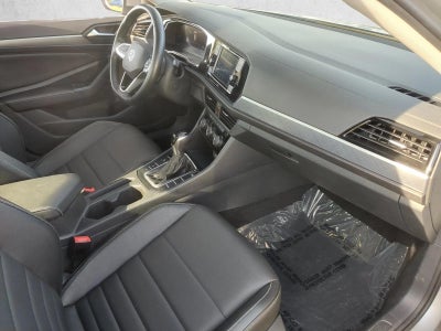 2024 Volkswagen Jetta SE Auto