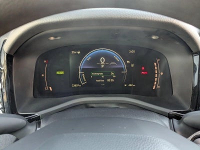 2025 Toyota Camry LE (SE)