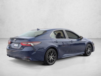 2024 Toyota Camry SE Auto (SE)
