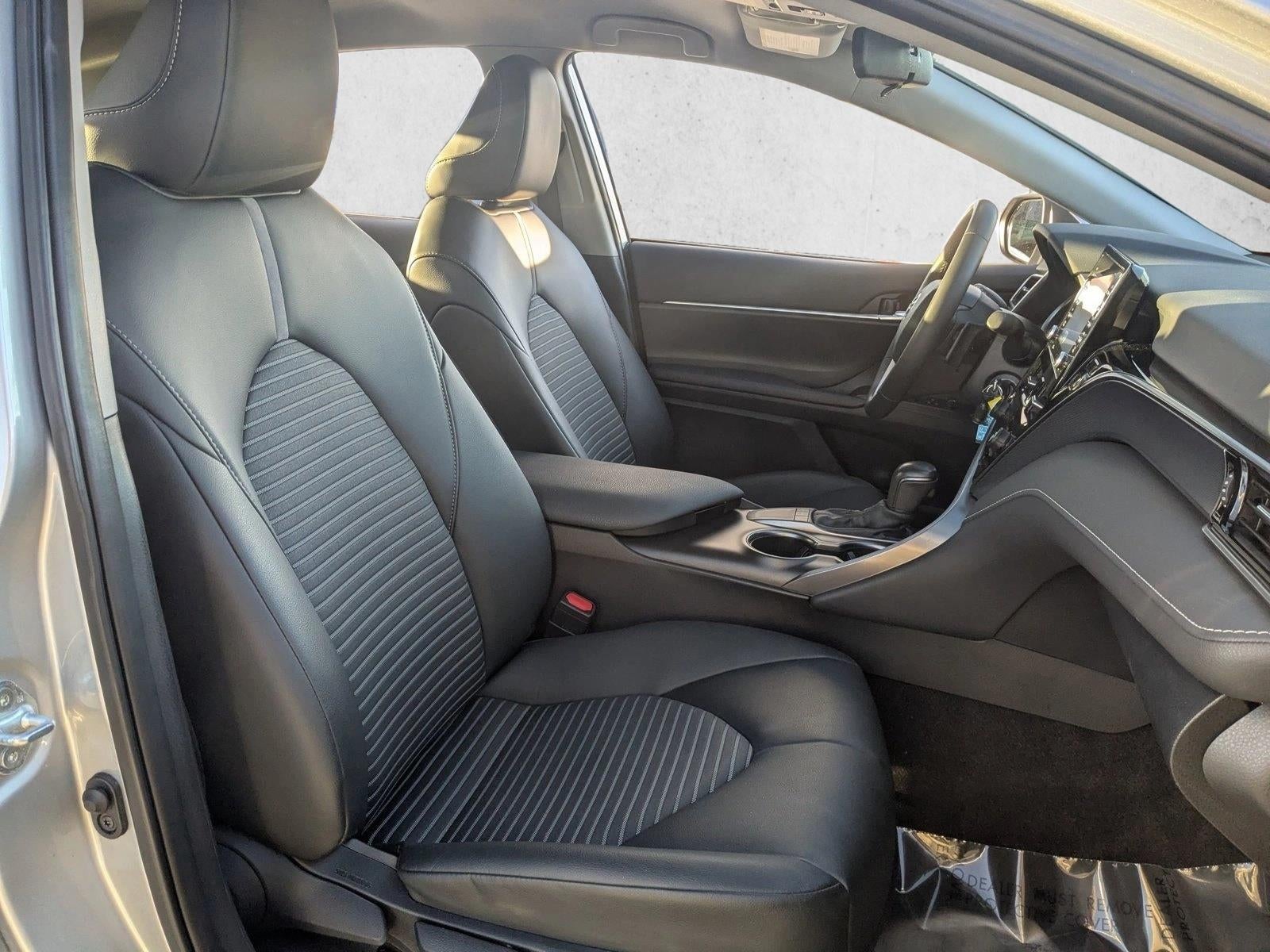 2024 Toyota Camry SE Auto (SE)