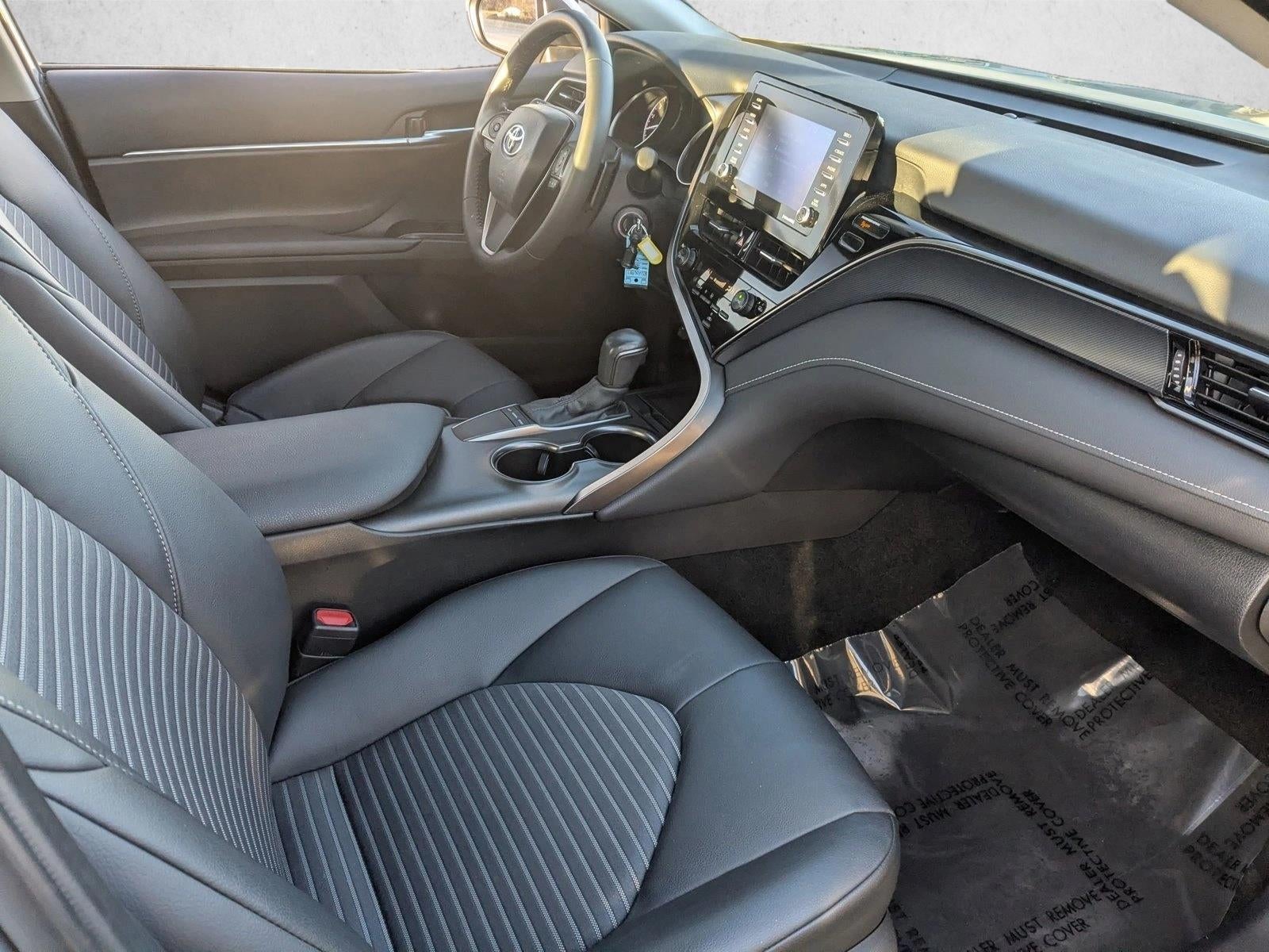 2024 Toyota Camry SE Auto (SE)