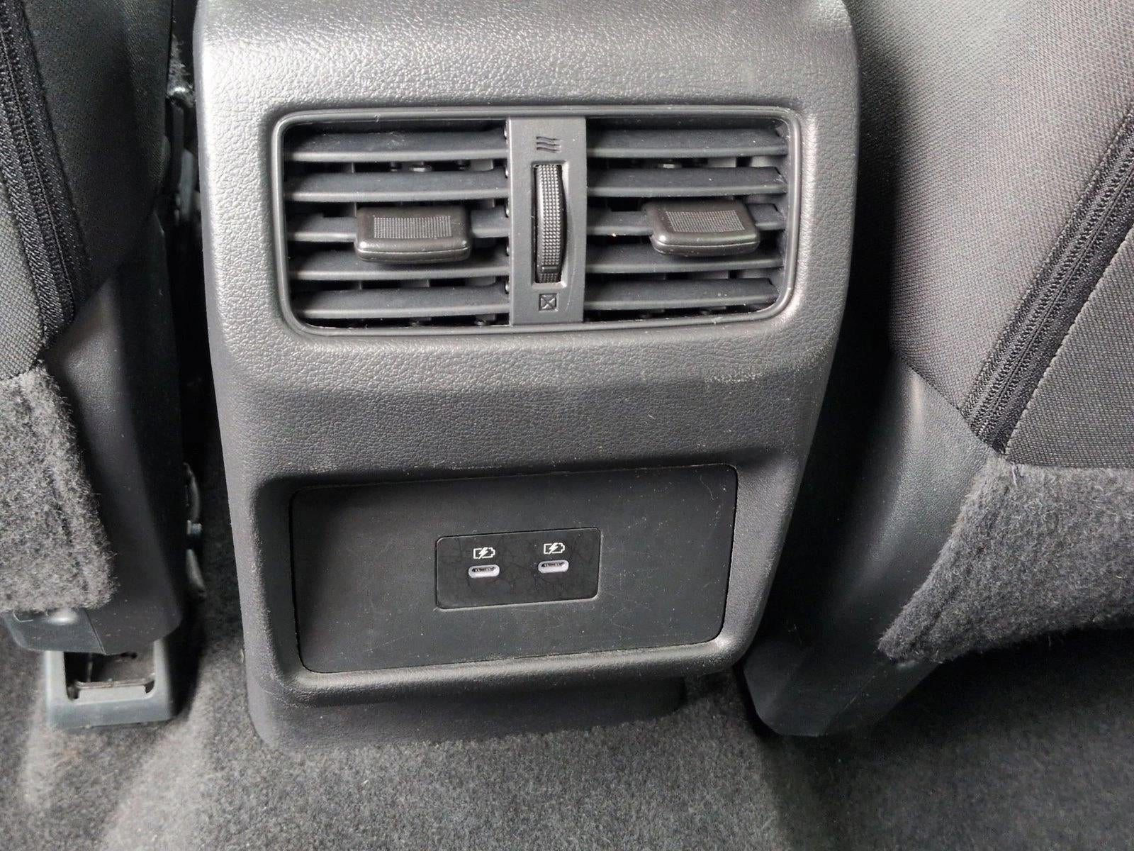 2025 Nissan Rogue AWD SV