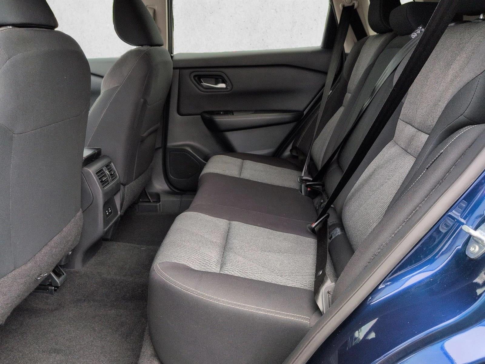 2025 Nissan Rogue AWD SV