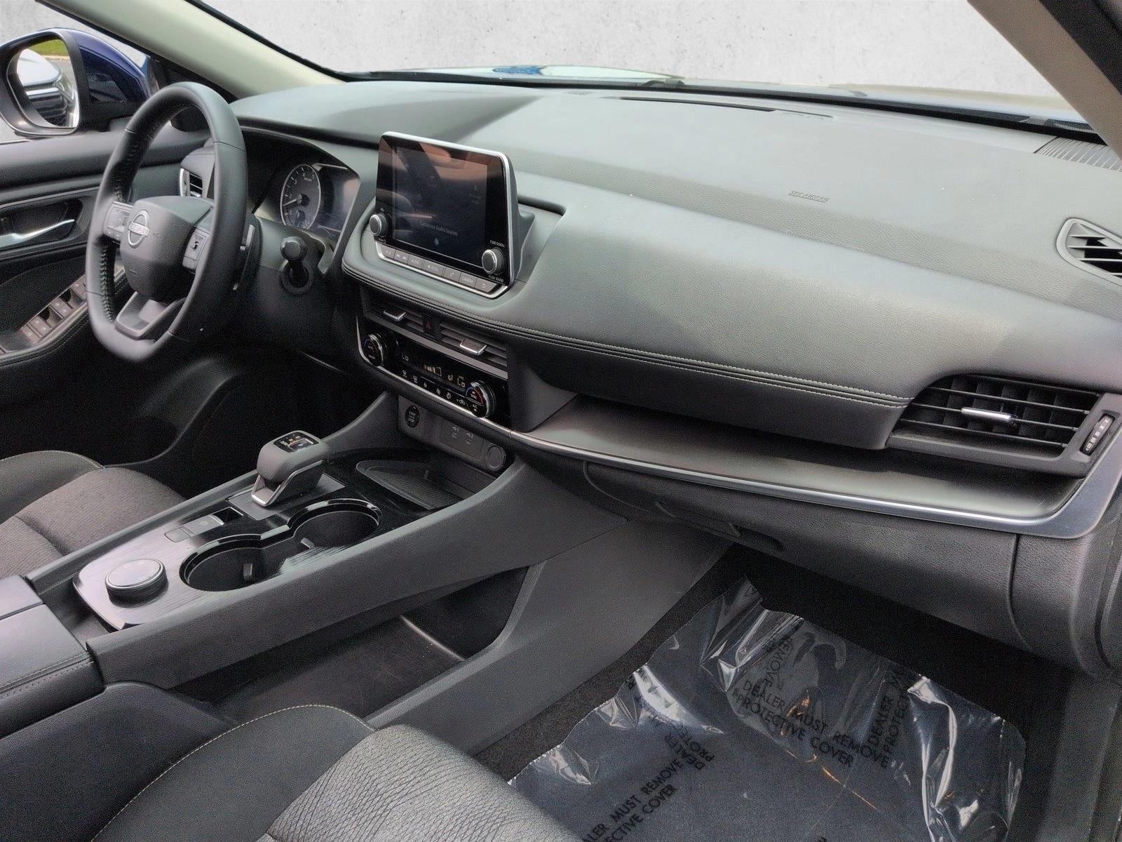 2025 Nissan Rogue AWD SV