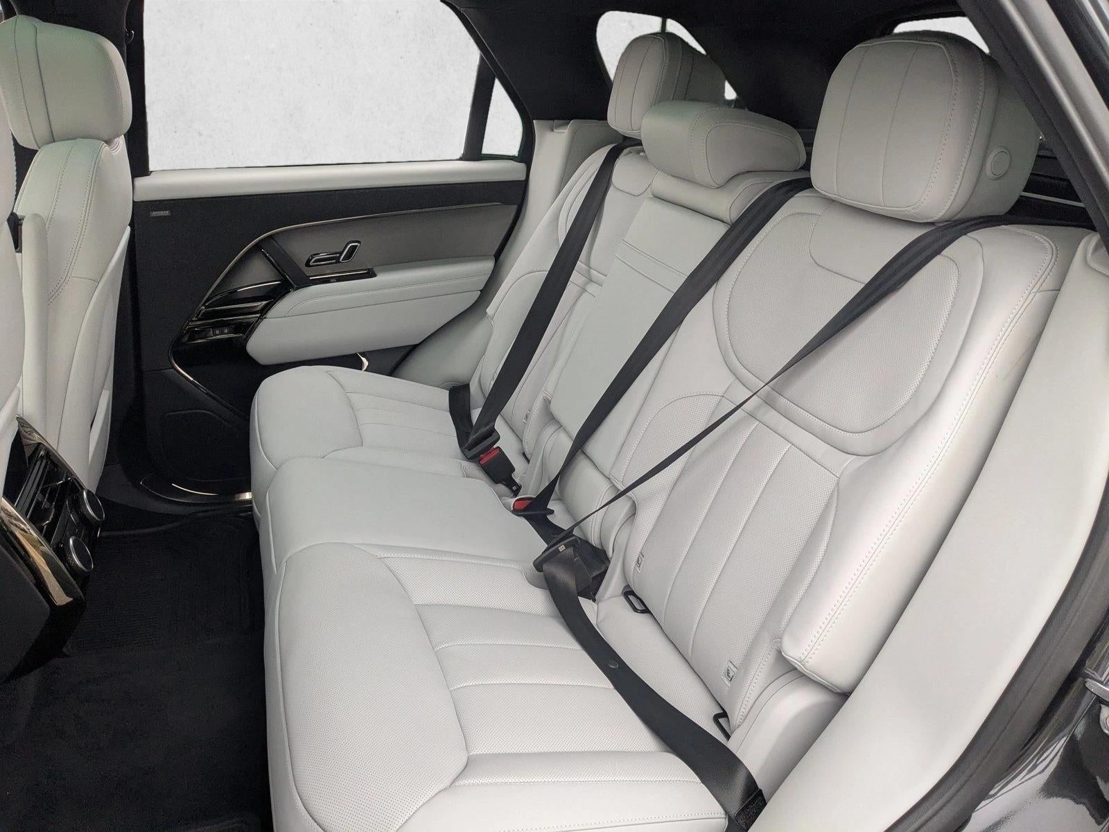 2026 Land Rover Range Rover Sport P360 SE